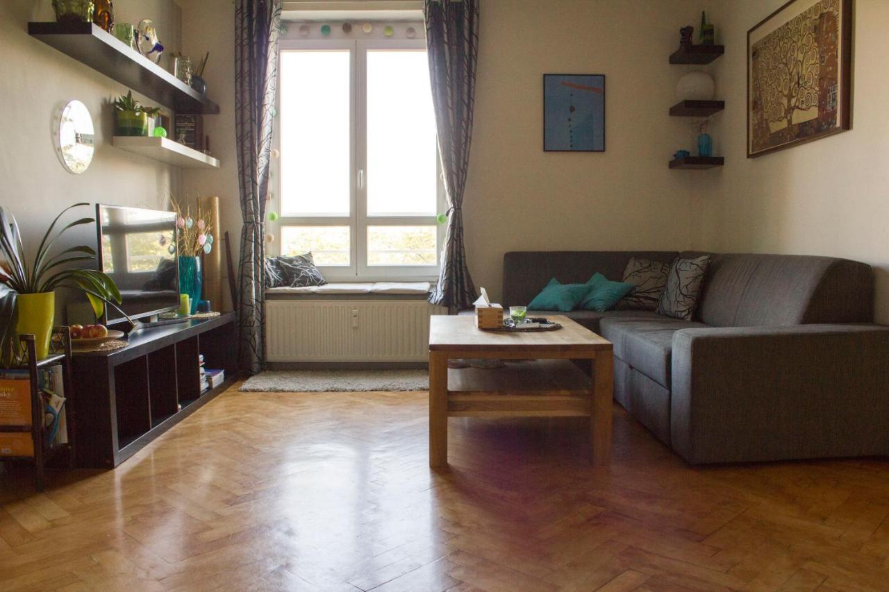 Sunny Family In Zizkov Apartmán Praha